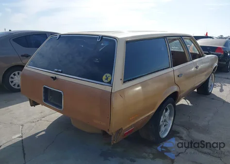 1978 Chevrolet Malibu Classic z USA, uszkodzony, nr VIN 1W35U8R434167